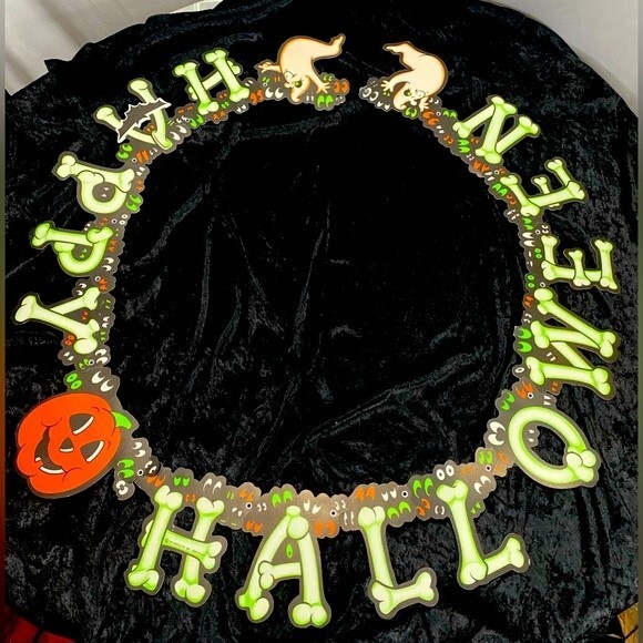 Vtg 80s Happy Halloween Die-cut Heavy Paper Wall Decor Garland Banner One Sided - Picture 1 of 4